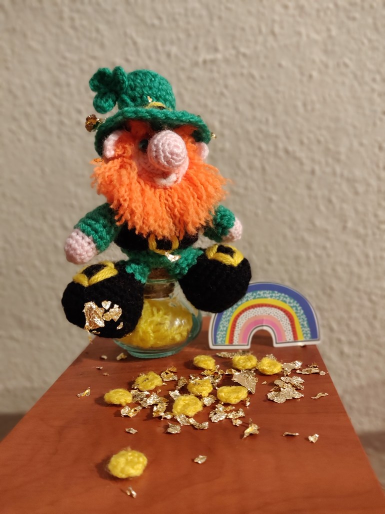 #crochet #handmadebymonhistoiredecrochet #leprechaun #stpatricksday