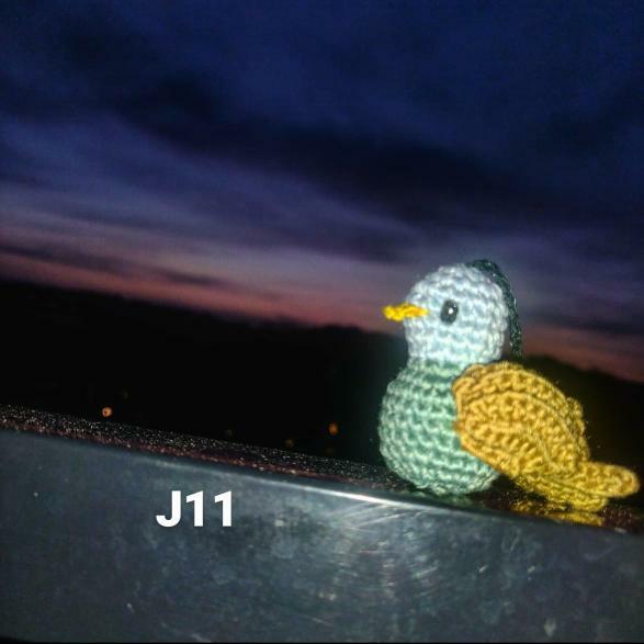 #restezchezvous #restecheztoi #amigurumi #handmadeby